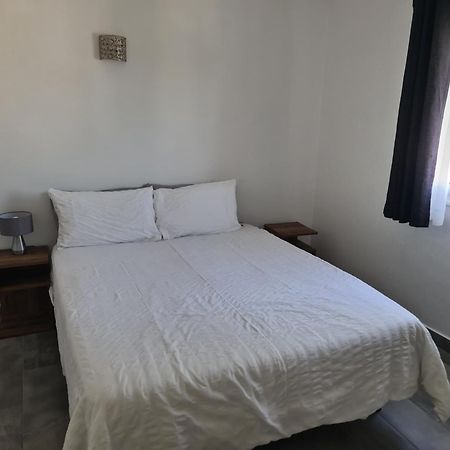 Oura - Large Villa - Private Pool - 5 Bedrooms البوفيرا المظهر الخارجي الصورة