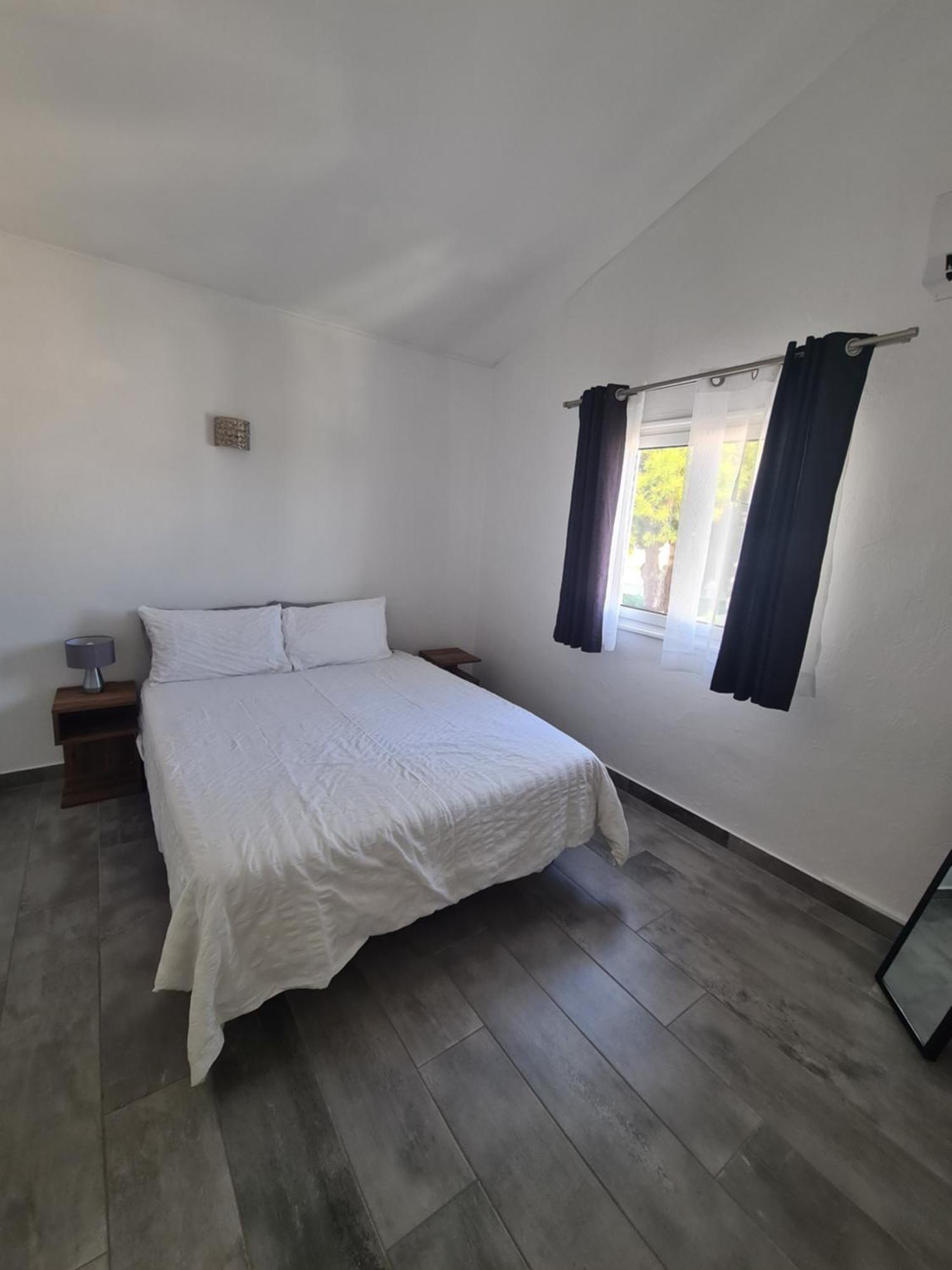 Oura - Large Villa - Private Pool - 5 Bedrooms البوفيرا المظهر الخارجي الصورة